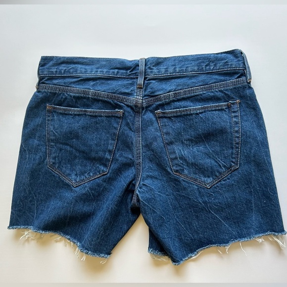 Madewell Denim Distressed Shorts - Dark Wash - Sz 24 - Picture 2 of 8
